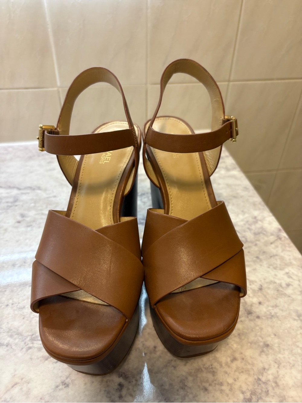 Michael Kors Women’s Brown Leather Platform Sandals retro 70s size 8